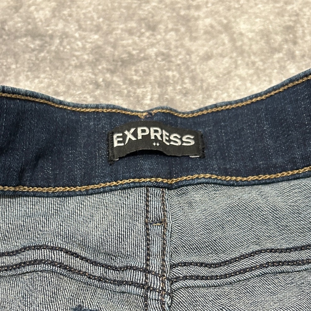 Express Mid Rise Crop Jean Leggings 👖 - Picture 11 of 13